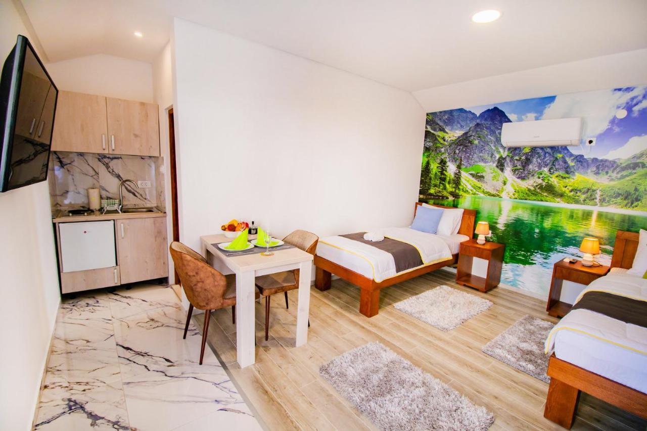 Simo Apartments Airport Podgorica Esterno foto